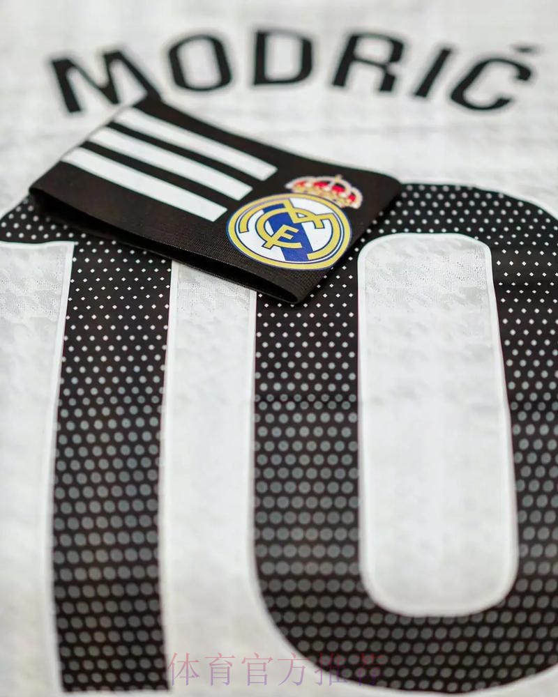 世体:瓦拉内离队后 莫德里奇升任皇马的第四队长